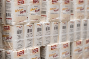 R+M Bremer Lagerhalle Mehl